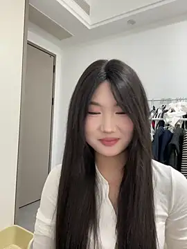 Snapshot of xyebobs chatting on November 23, 2025, 4:29 pm xyebobs online show from November 23, 2025, 4:29 pm