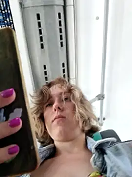 Public Katrisha online show from April 3, 2026, 2:15 pm