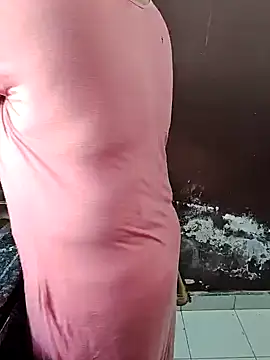 milf-kaira online show from December 17, 2024, 3:17 am