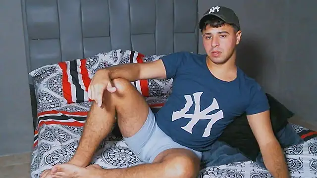 beautiful james online show from February 1, 2025, 12:40 am