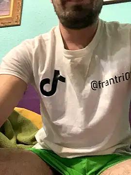 Frantri00xh online show from November 13, 2025, 8:52 pm