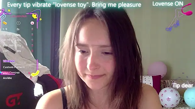 Snapshot of LilyXSky chatting on July 4, 2026, 12:44 pm LilyXSky online show from July 4, 2026, 12:44 pm