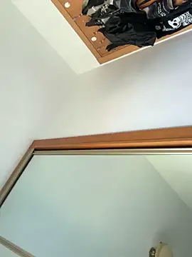 AlaskaLover online show from March 31, 2026, 8:04 am