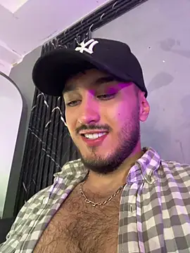 Zionmattis online show from April 24, 2026, 1:41 am