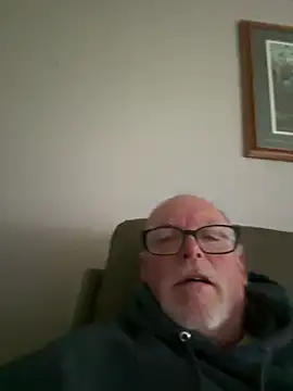 Snapshot of wildrocket02 chatting on May 12, 2026, 1:08 pm wildrocket02 online show from May 12, 2026, 1:08 pm