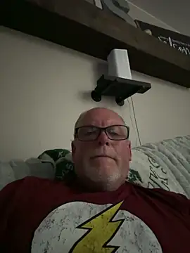 Snapshot of wildrocket02 chatting on May 28, 2026, 3:15 am wildrocket02 online show from May 28, 2026, 3:15 am