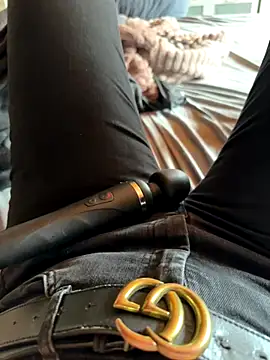 Ana-05 online show from September 13, 2025, 10:48 am