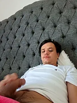 Snapshot of stevego94 chatting on October 25, 2025, 5:40 pm stevego94 online show from October 25, 2025, 5:40 pm