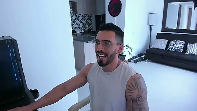 tony muscle online show from February 27, 2025, 6:53 pm