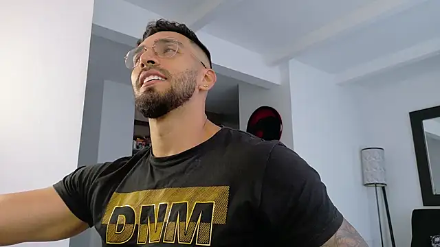 tony muscle online show from February 15, 2026, 10:50 pm