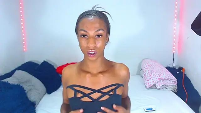 Snapshot of JessicaEbony chatting on December 15, 2024, 9:31 pm JessicaEbony online show from December 15, 2024, 9:31 pm