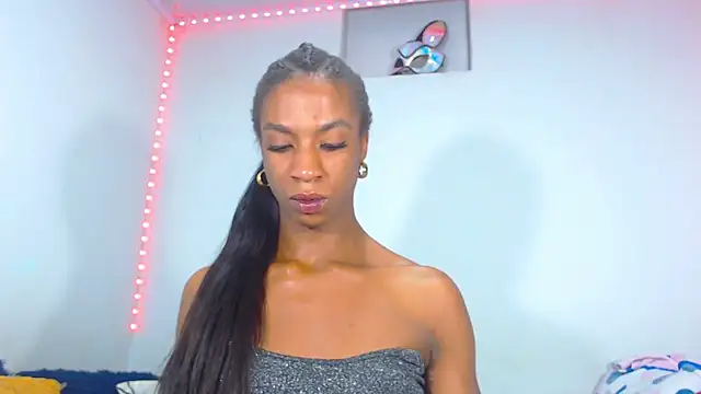 Snapshot of JessicaEbony chatting on February 16, 2025, 1:03 am JessicaEbony online show from February 16, 2025, 1:03 am