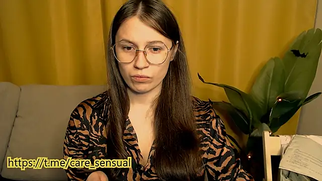 Snapshot of M_Sensual chatting on December 4, 2024, 3:43 pm M Sensual online show from December 4, 2024, 3:43 pm