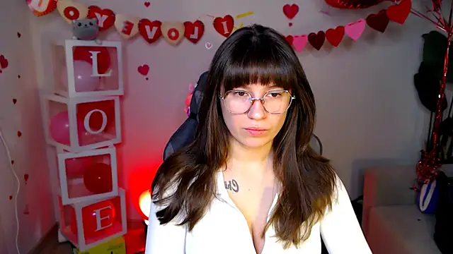 Snapshot of M_Sensual chatting on February 12, 2026, 5:02 am M Sensual online show from February 12, 2026, 5:02 am