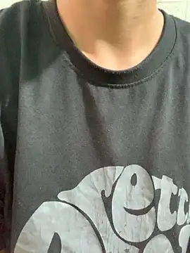 Snapshot of Sweety_008 chatting on February 2, 2025, 7:52 am Sweety 008 online show from February 2, 2025, 7:52 am