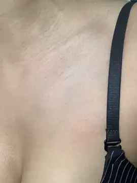 Snapshot of Sweety_008 chatting on February 22, 2025, 8:18 am Sweety 008 online show from February 22, 2025, 8:18 am