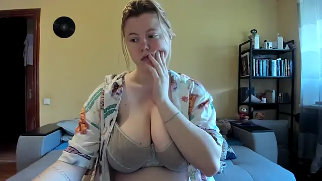 Snapshot of LillyDepp chatting on April 30, 2026, 1:50 pm LillyDepp online show from April 30, 2026, 1:50 pm