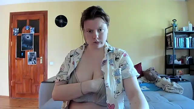 Snapshot of LillyDepp chatting on May 6, 2026, 11:59 am LillyDepp online show from May 6, 2026, 11:59 am