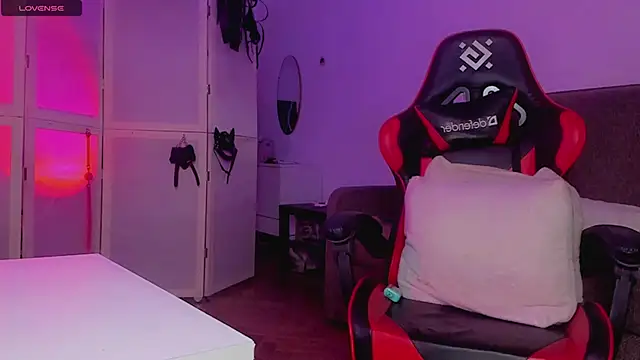 MarryTheBestCherry online show from December 8, 2024, 5:22 pm