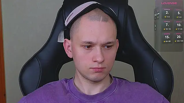 STRONGBEAUTY282 online show from December 12, 2024, 8:57 am