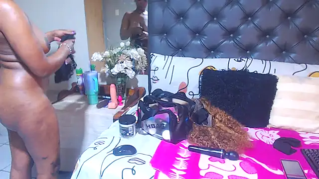 Snapshot of NunuBerry16 chatting on April 14, 2026, 7:36 am NunuBerry16 online show from April 14, 2026, 7:36 am