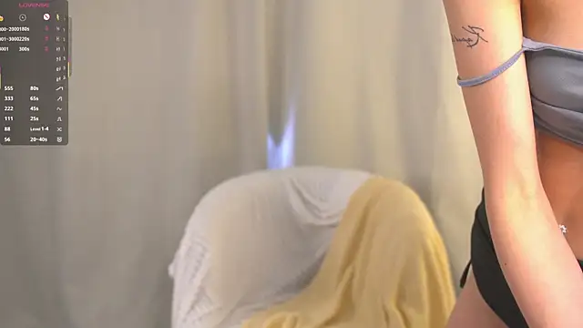 GeorginaCurvin online show from April 9, 2026, 6:19 am