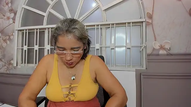 Snapshot of mature_bigass__ chatting on December 31, 2024, 7:42 am mature bigass online show from December 31, 2024, 7:42 am