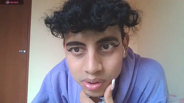 Eimyflorian online show from February 17, 2025, 10:36 pm