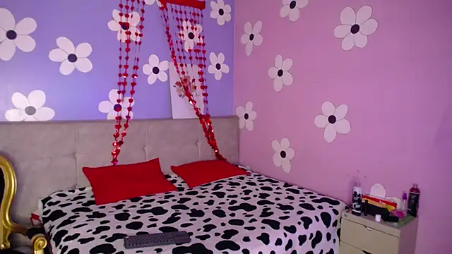 Eimyflorian online show from February 18, 2025, 11:55 am