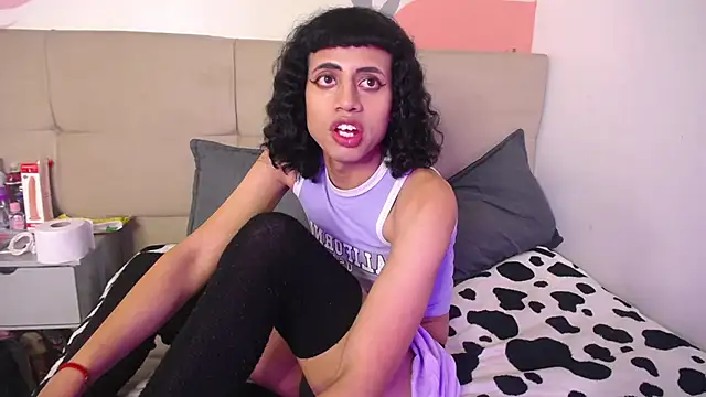 Eimyflorian online show from March 6, 2025, 6:26 pm