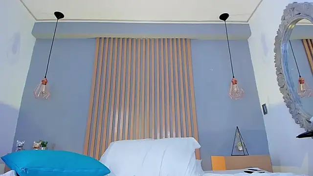 mary suarez online show from February 26, 2025, 9:42 am