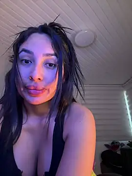 Snapshot of Anily_Lovely chatting on April 26, 2026, 6:49 pm Anily Lovely online show from April 26, 2026, 6:49 pm