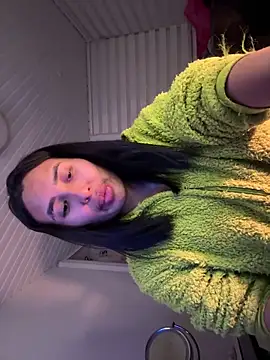 Snapshot of Anily_Lovely chatting on April 29, 2026, 11:44 pm Anily Lovely online show from April 29, 2026, 11:44 pm
