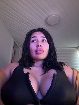 Snapshot of Anily_Lovely chatting on May 3, 2026, 8:59 pm Anily Lovely online show from May 3, 2026, 8:59 pm
