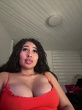Snapshot of Anily_Lovely chatting on May 19, 2026, 1:56 am Anily Lovely online show from May 19, 2026, 1:56 am