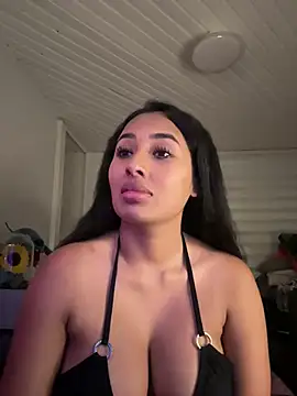 Anily Lovely online show from July 16, 2026, 11:44 pm