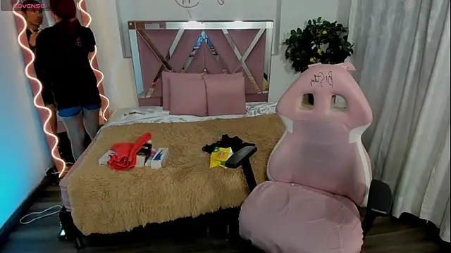 Daphnne tay online show from February 5, 2025, 3:13 am