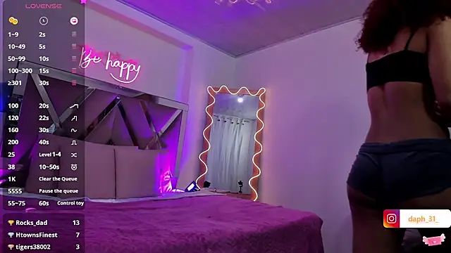 Daphnne tay online show from February 26, 2025, 6:37 am