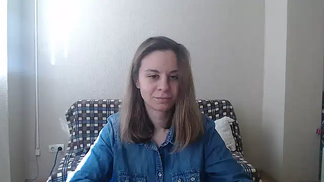 Alissa Joli online show from March 18, 2025, 8:36 am