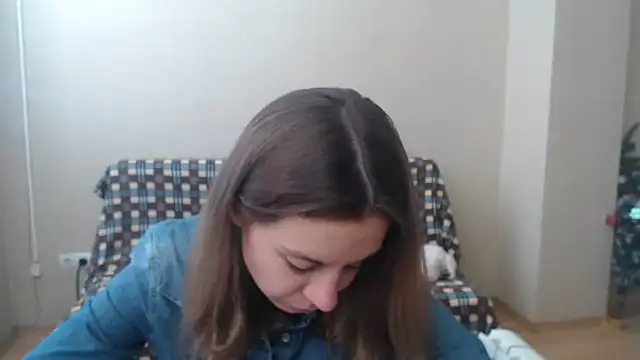 Alissa Joli online show from March 21, 2025, 1:12 pm