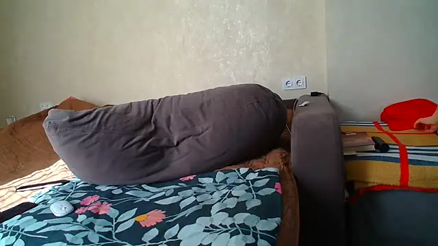 Snapshot of Brionia chatting on May 26, 2026, 5:58 am Brionia online show from May 26, 2026, 5:58 am