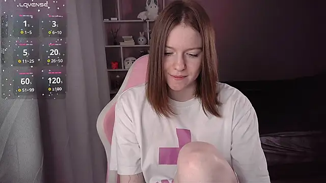 Snapshot of CassieJuice69 chatting on March 4, 2026, 2:45 pm CassieJuice69 online show from March 4, 2026, 2:45 pm