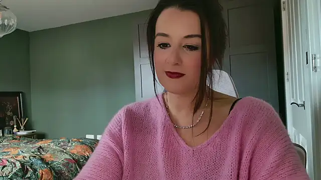 flatwhite0 online show from December 9, 2024, 10:54 am