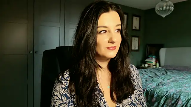 flatwhite0 online show from February 13, 2026, 9:27 am