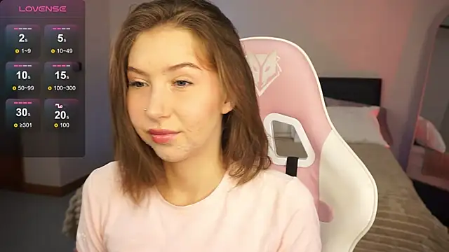 LinaSiren online show from December 15, 2024, 3:24 am