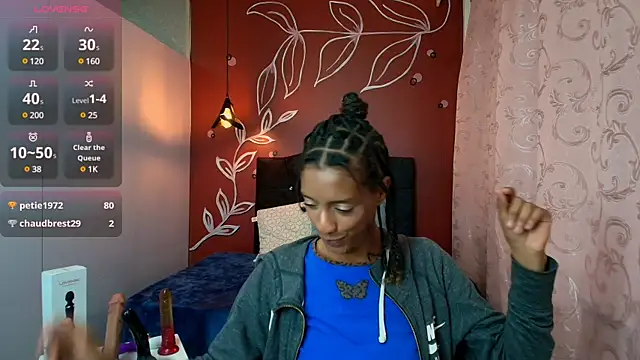 Zia Green online show from February 10, 2025, 3:32 pm