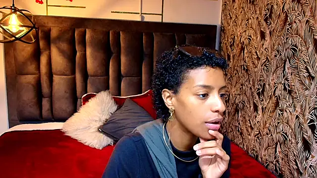 Snapshot of Zia_Green chatting on May 5, 2026, 12:46 pm Zia Green online show from May 5, 2026, 12:46 pm