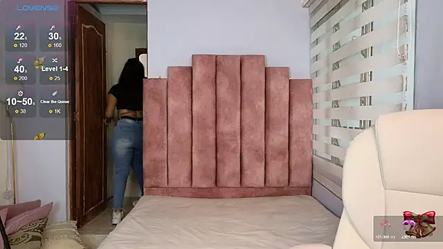 lou rosse  online show from December 12, 2024, 9:37 pm