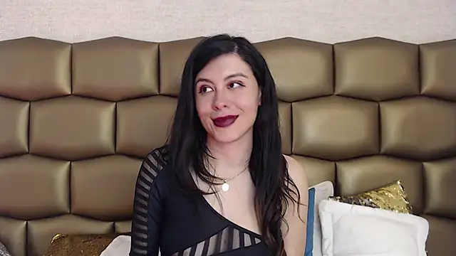 Snapshot of JaneLondon chatting on December 16, 2024, 9:09 pm JaneLondon online show from December 16, 2024, 9:09 pm