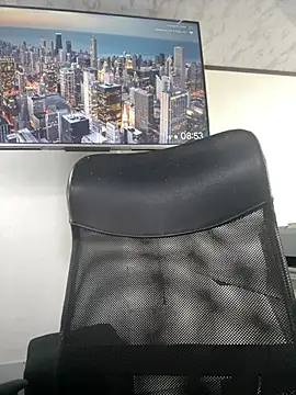 Amy Kiitty  online show from July 28, 2026, 1:54 pm